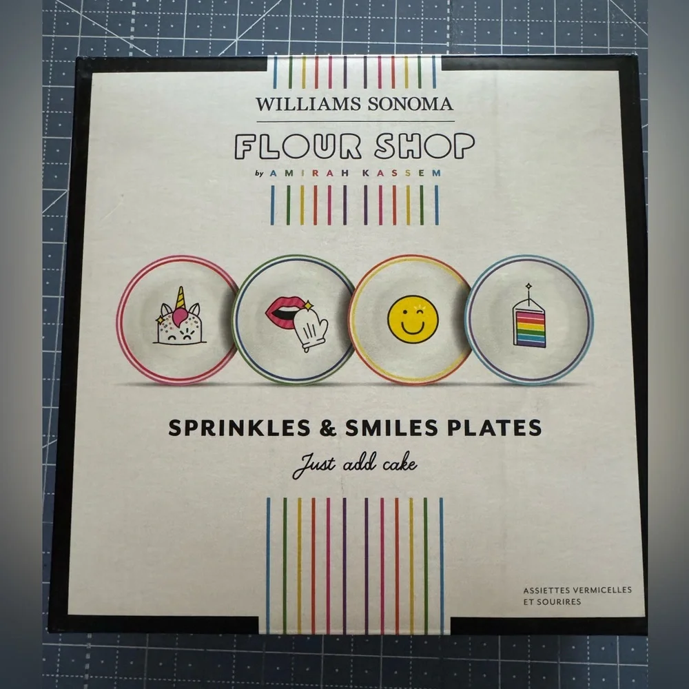 WSFlour Shop Sprinkles + Smiles Plates. NWT! 4 in the box.
